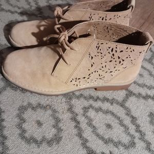 Hush puppies Cyran Cailin chukka ankle boots